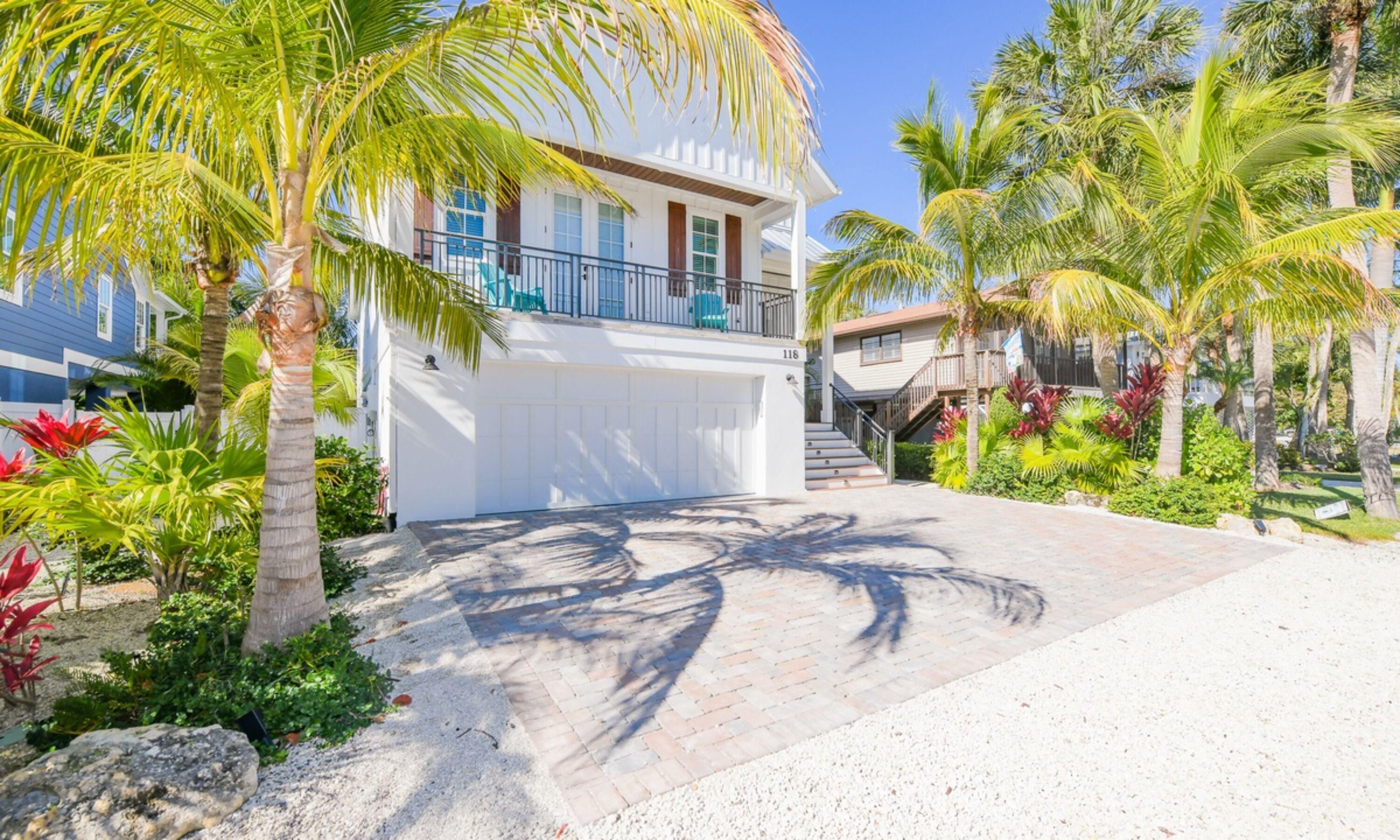 House, 5 Bedrooms | Exterior