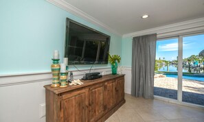 Talo, 5 makuuhuonetta | 5 makuuhuonetta, silitysrauta/-lauta, vuodevaatteet