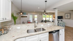 Maison, 5 chambres | Cuisine privée