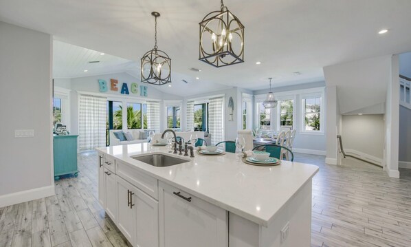 House, Multiple Beds | Private kitchen