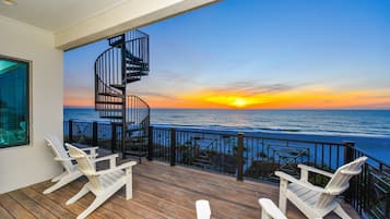 House, Multiple Beds | Balcony
