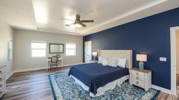 House, 4 Bedrooms | 4 bedrooms, iron/ironing board, bed sheets