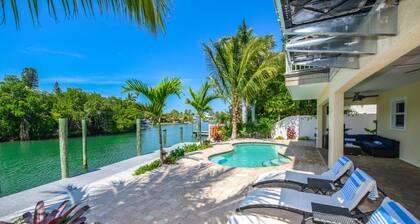 Paradise on Pine by AMI Locals