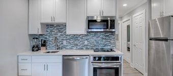 Awesome Ocean View! Coligny Area! Updated and CLEAN 1 Bedroom! #380