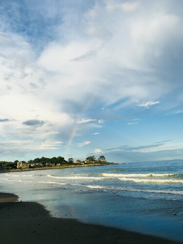 Jenness Beach Ocean Getaway - Book Now for Summer '26!