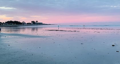 Jenness Beach Ocean Getaway - Book Now for Summer '26!