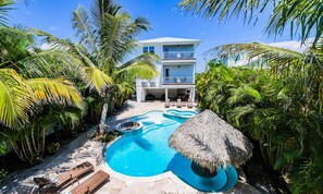 Pool - Blue Bay by AMI Locals (Anna Maria)