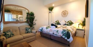 1 bedroom, iron/ironing board, WiFi, bed sheets