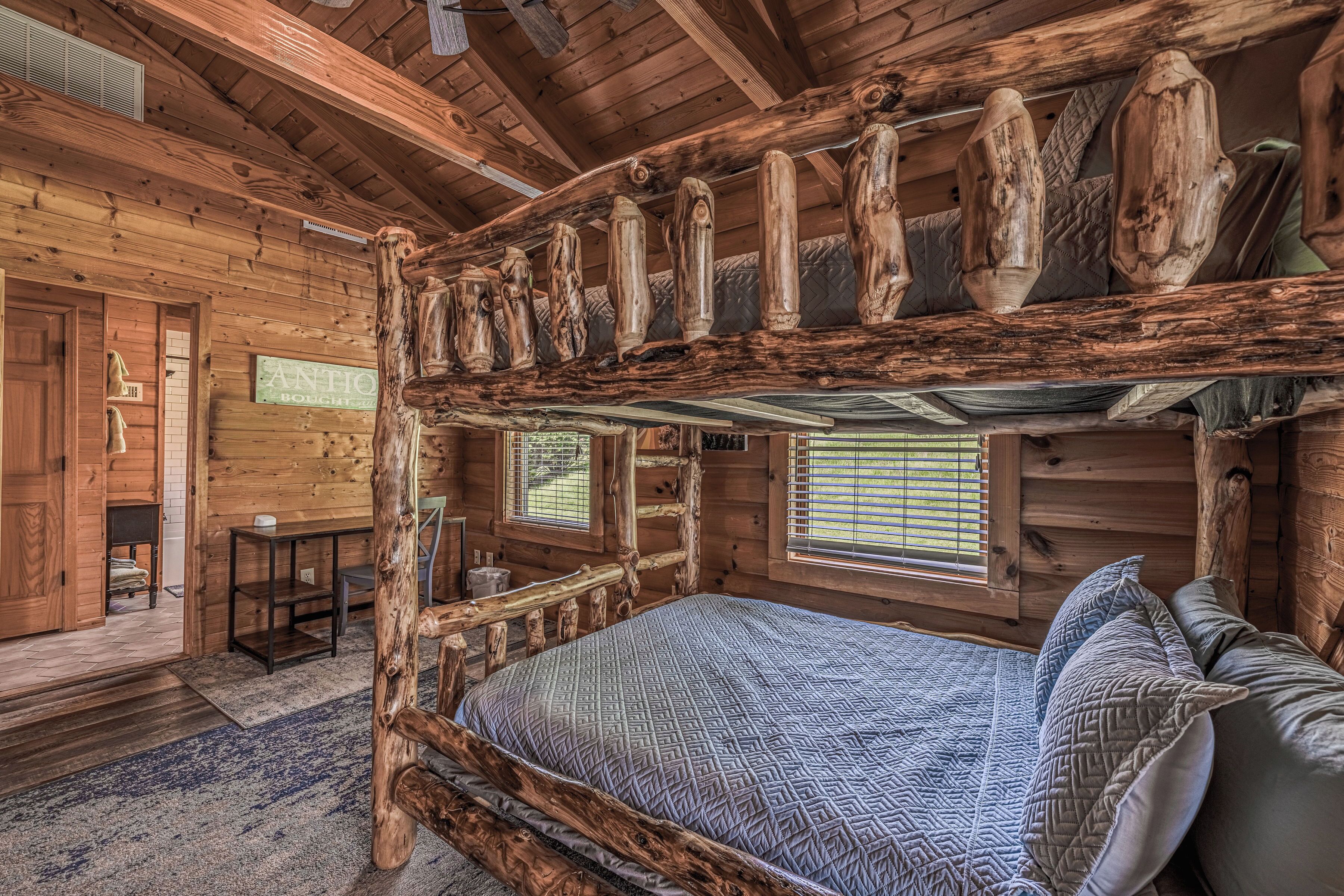 4 bedrooms, free WiFi, bed sheets