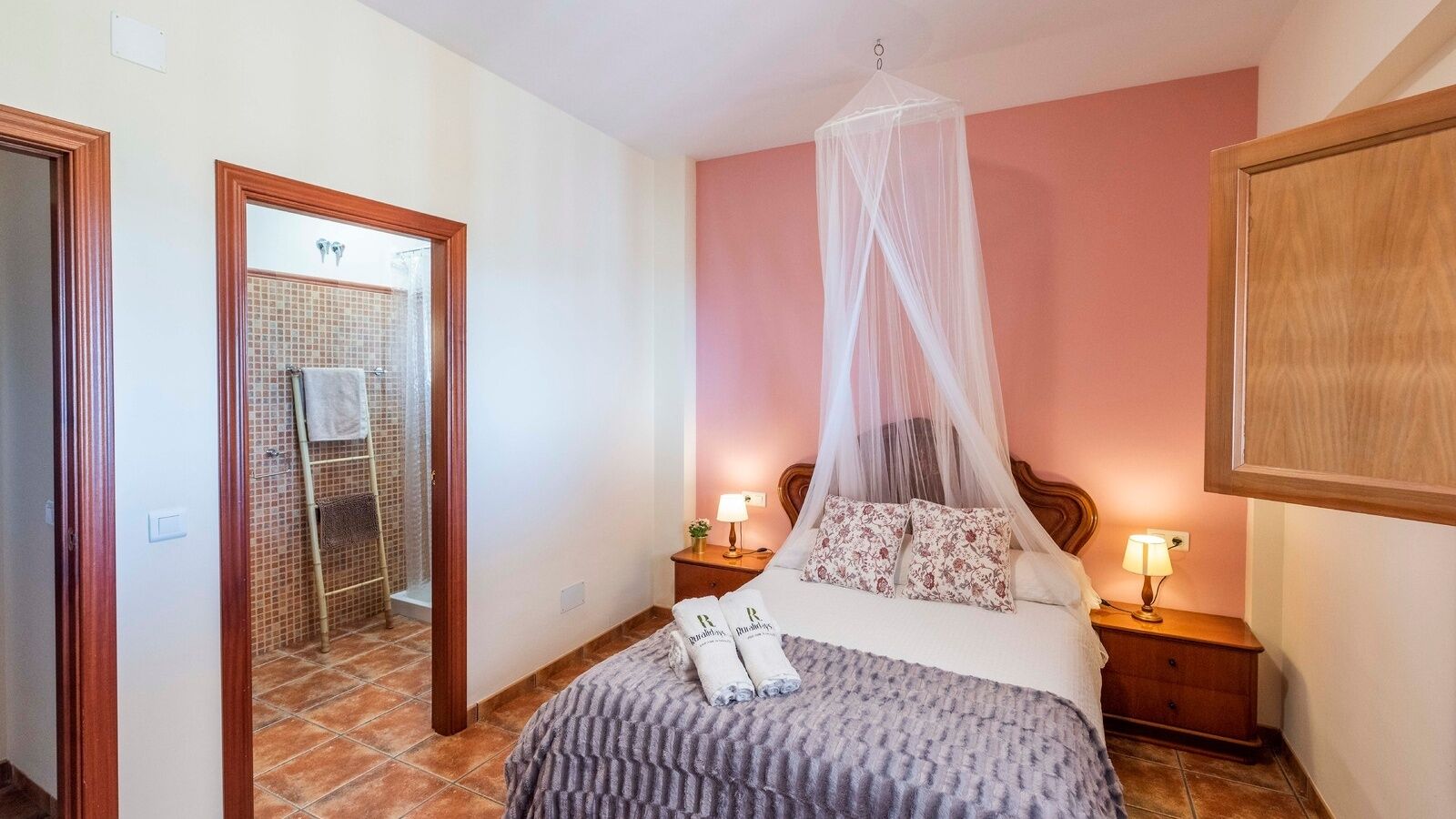 Casa Rural Las Hermanas  Sayalonga by Ruralidays