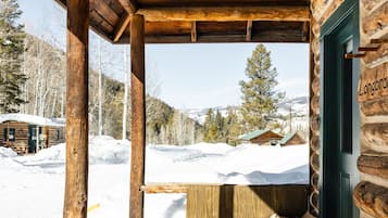 Cabana, 2 quartos, vista para a montanha (Longbranch) | Terraço/pátio