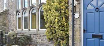3 The Reading Room Cottages - UK31802