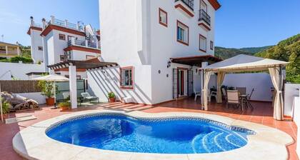 Casa Riu Tolox by Ruralidays