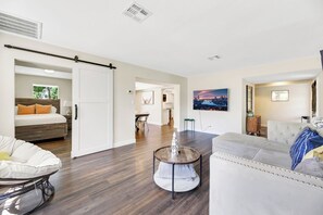 TV connectée, cheminée