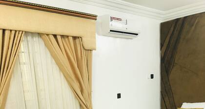 All roomS en-suiteJacuzzi and sauna