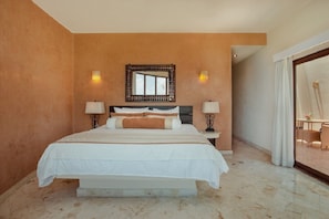3 bedrooms, in-room safe, iron/ironing board, free WiFi