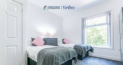 Chorley 3BR House | Ideal for Families & Contractors | Long Stays Welcome