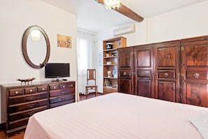 1 soveværelse, internetforbindelse