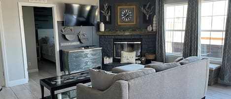 Smart TV, books
