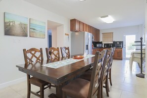 Dining - Paradise on the Canal with Ocean Access including Pool & Spa (Key Largo)
