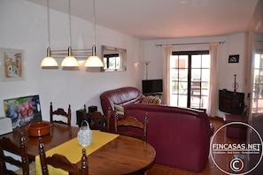 Téléviseur, foyer