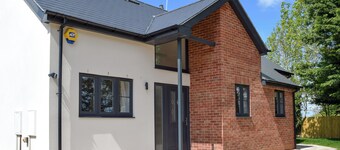 3 bedroom accommodation in Steventon, near Oxford