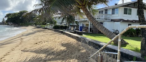 Am Strand, Liegestühle, Strandtücher