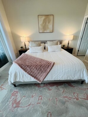 4 chambres, fer et planche à repasser, Wi-Fi, draps fournis