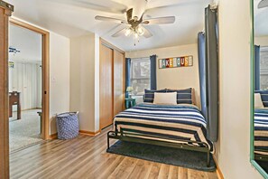 2 sovrum, strykjärn/strykbräda, resesäng och gratis wi-fi