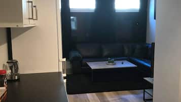 Apartment | Private kitchen | Electric kettle, cookware/dishes/utensils