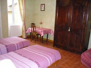 3 Schlafzimmer, kostenloses WLAN, Bettwäsche