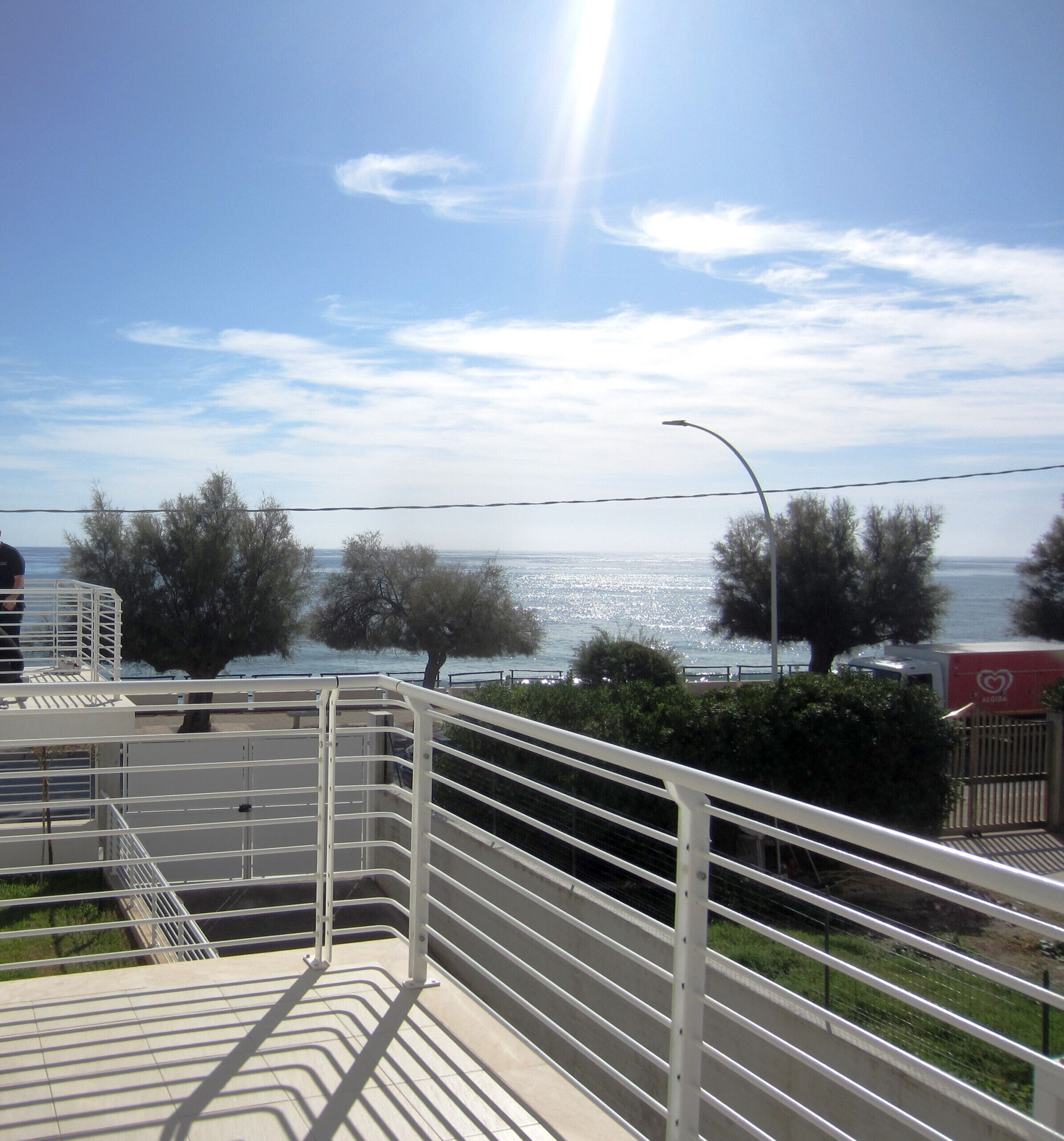 Two-room apartment on two floors a few steps from the beach, with a balcony overlooking the sea!