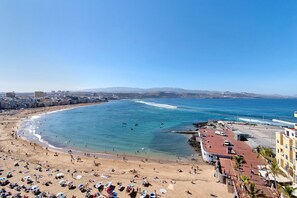 Beach nearby - Apartment “Ático Delux 80” with Sea View, WiFi & Rooftop Terrace (Las Palmas de Gran Canari)