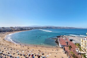 Beach nearby - Apartment “Ático Delux 80” with Sea View, WiFi & Rooftop Terrace (Las Palmas de Gran Canari)