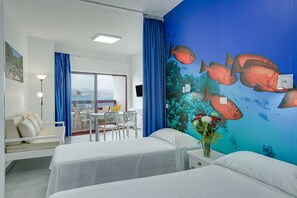 1 slaapkamer, een strijkplank/strijkijzer, gratis wifi, beddengoed