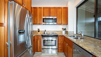 Apartment (1 Bedroom) | Private kitchen