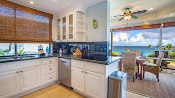 Apartment (1 Bedroom) | Private kitchen | Microwave, oven, stovetop, dishwasher