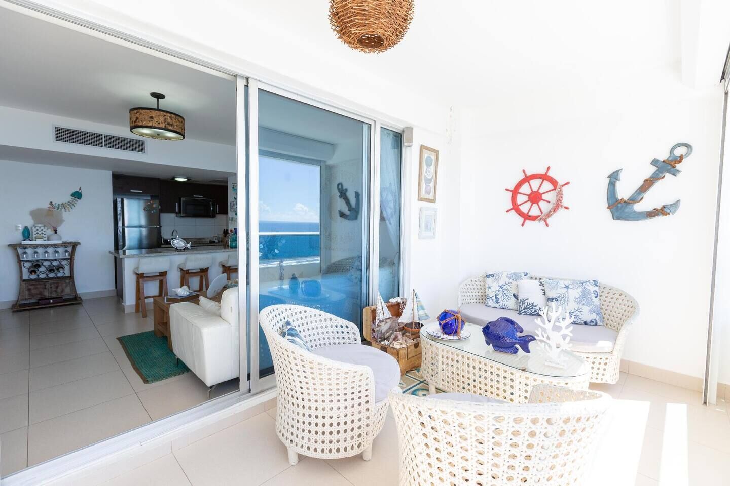 テレビ、書斎 / ワークスペース