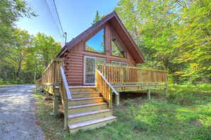 Exterior - Lupine Lodge - Adorable, newly renovated cottage, with water access and dock on Loon Lake (Rangeley)