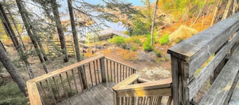 🐾Helidoni Camps - Charming vacation retreat located in Mooselookmeguntic Lakes Bugle Cove