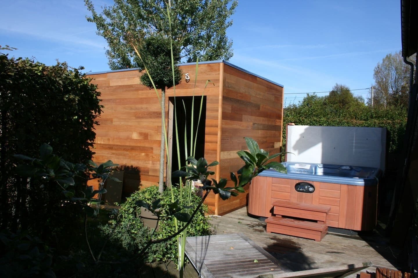 Bain à remous extérieur