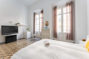 4 Schlafzimmer, Bügeleisen/Bügelbrett, Bettwäsche