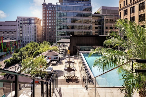 Breakfast, lunch served; local and international cuisine, garden views