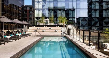 Humaniti Hotel Montreal, Autograph Collection