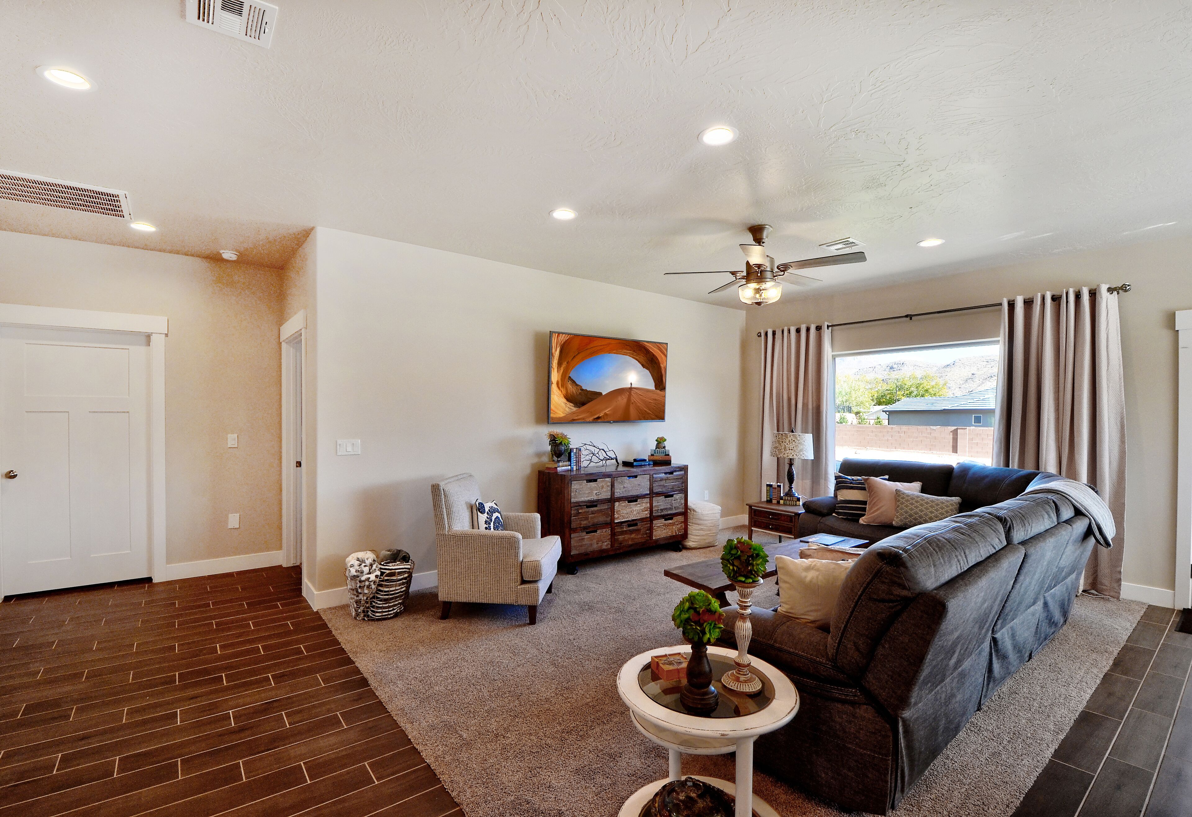 155 La Verkin | Heated Private Hot Tub and Pool, Spacious yard, and Close to Zion National Park