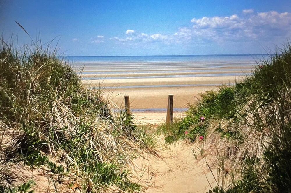 Private beach on Cape Cod Bay, a true slice of heaven!