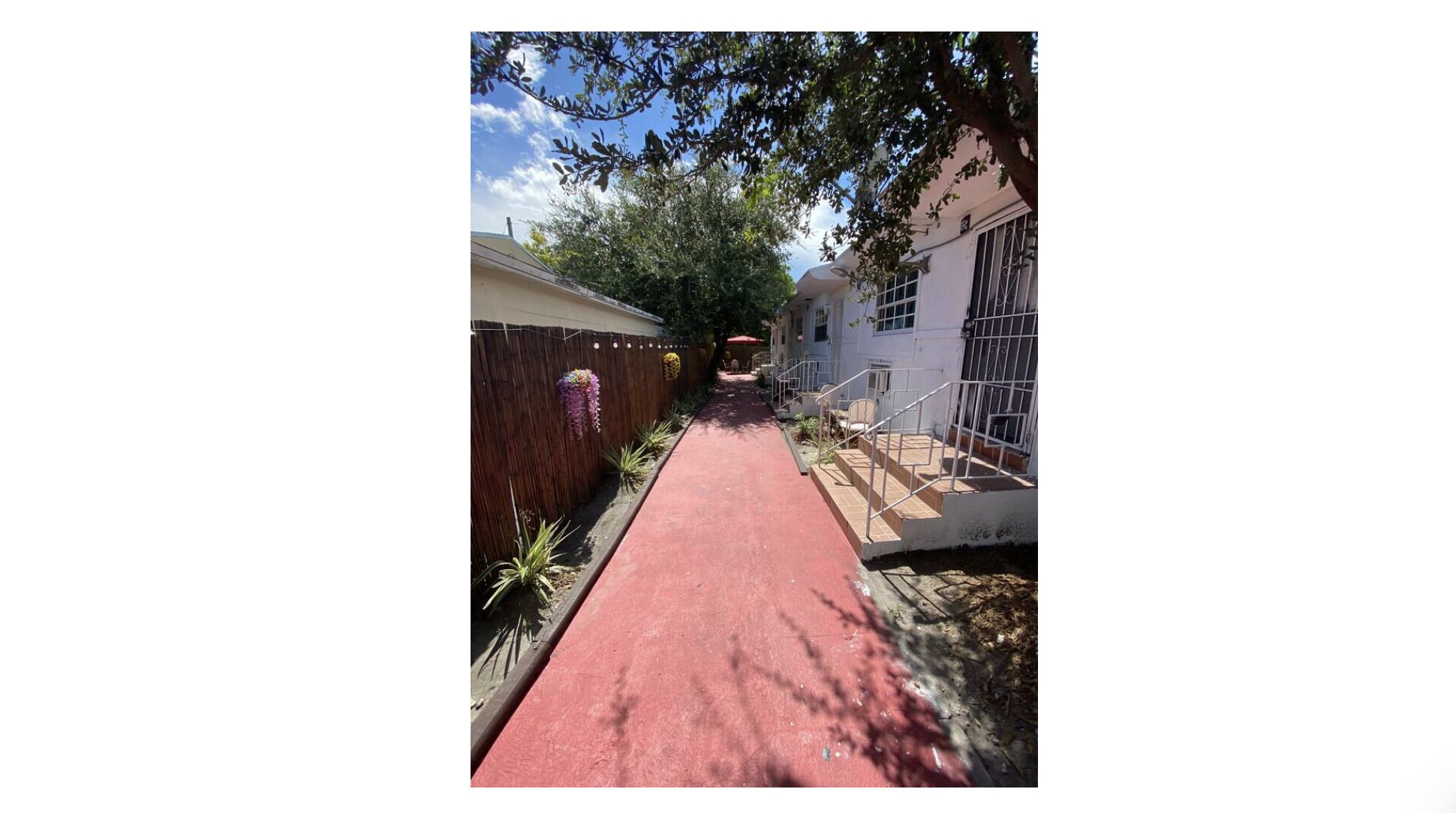 BIG Modern Beautiful 1/1 APT Garden Style building