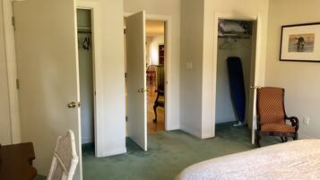 1 chambre, bureau, fer et planche Ă repasser, Wi-Fi