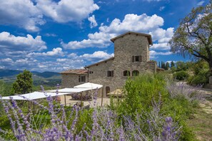 Exterior - Ville Il Paradiso with Private Pools, Garden, Terraces, Ideal for Weddings (Panzano)
