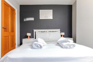 2 sovrum, strykjärn/strykbräda och internet